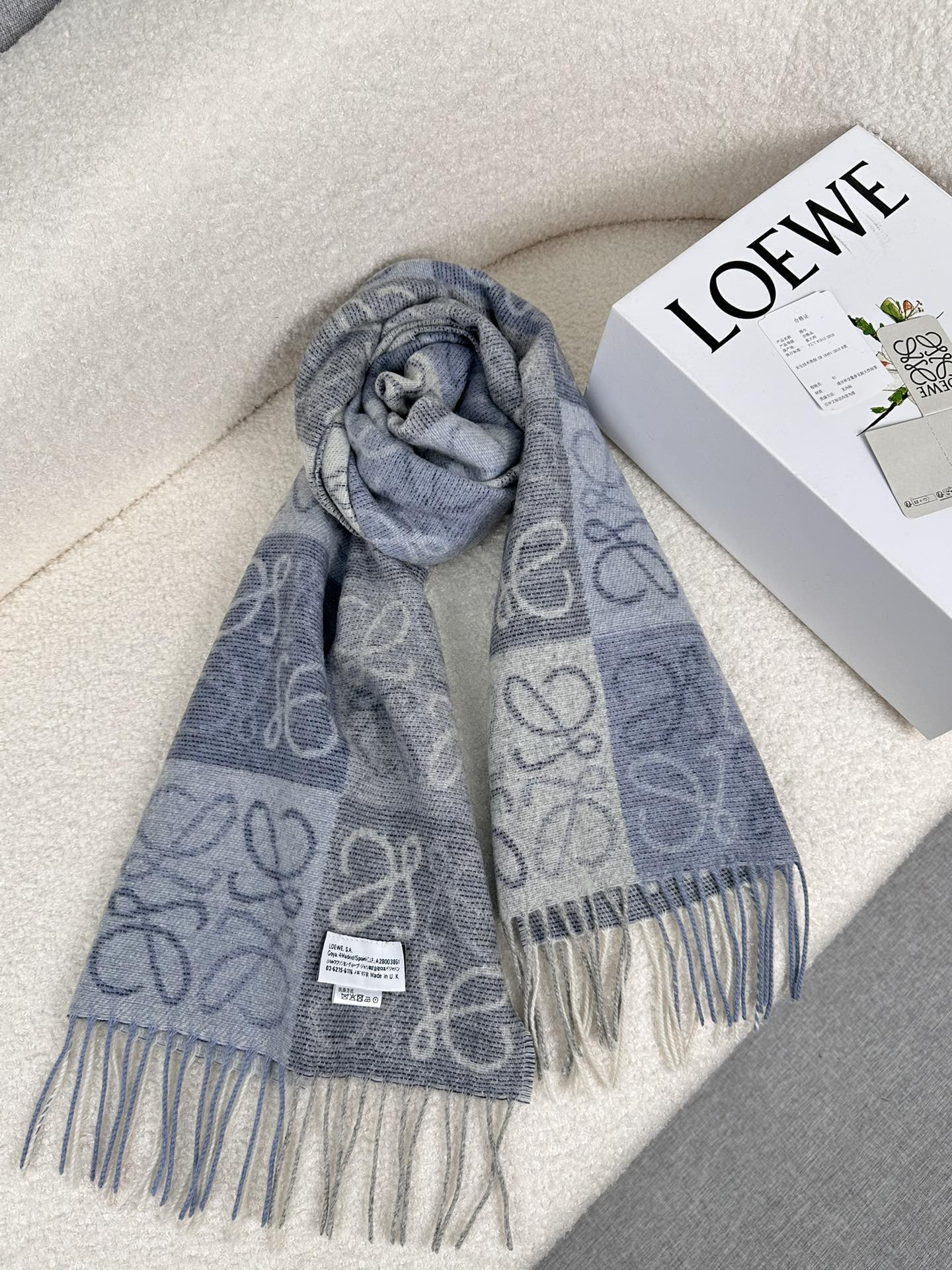 Unisex cashmere scarf