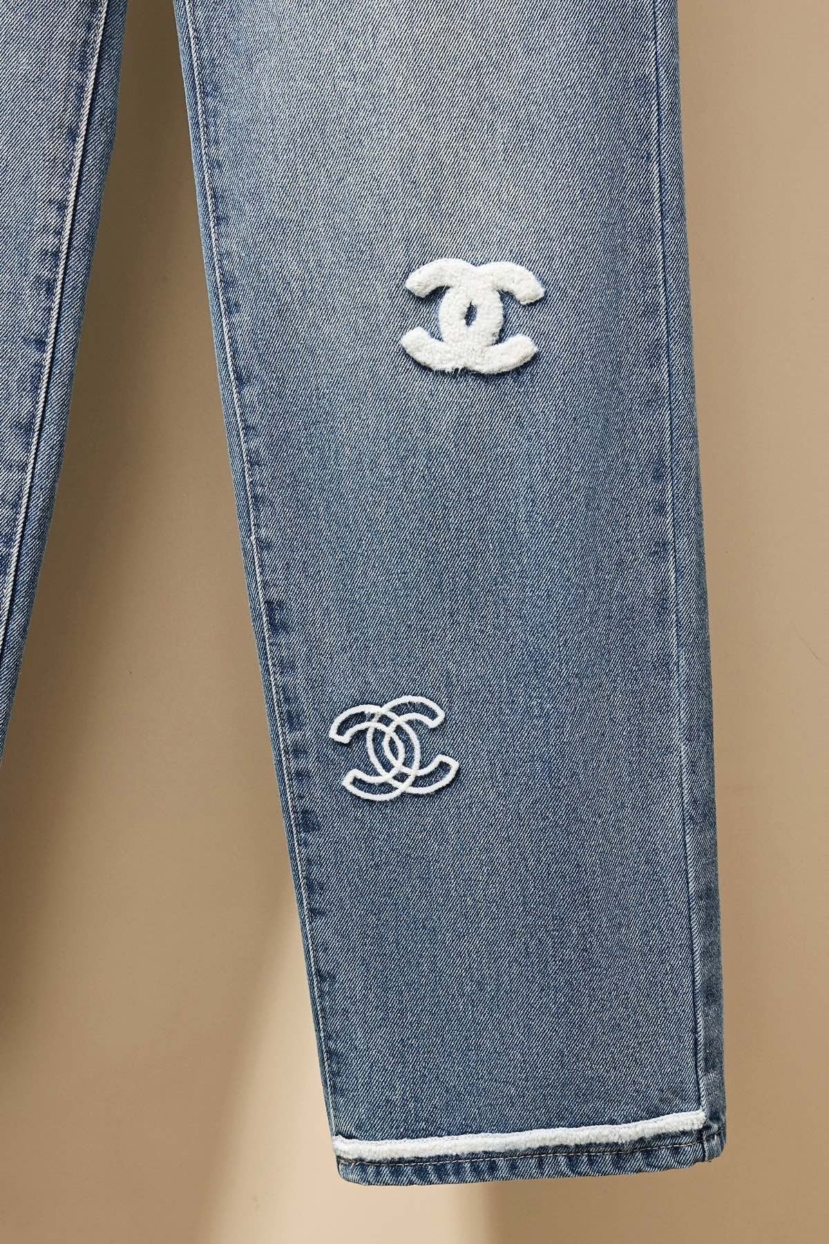 Multi-logo high waist straight jeans