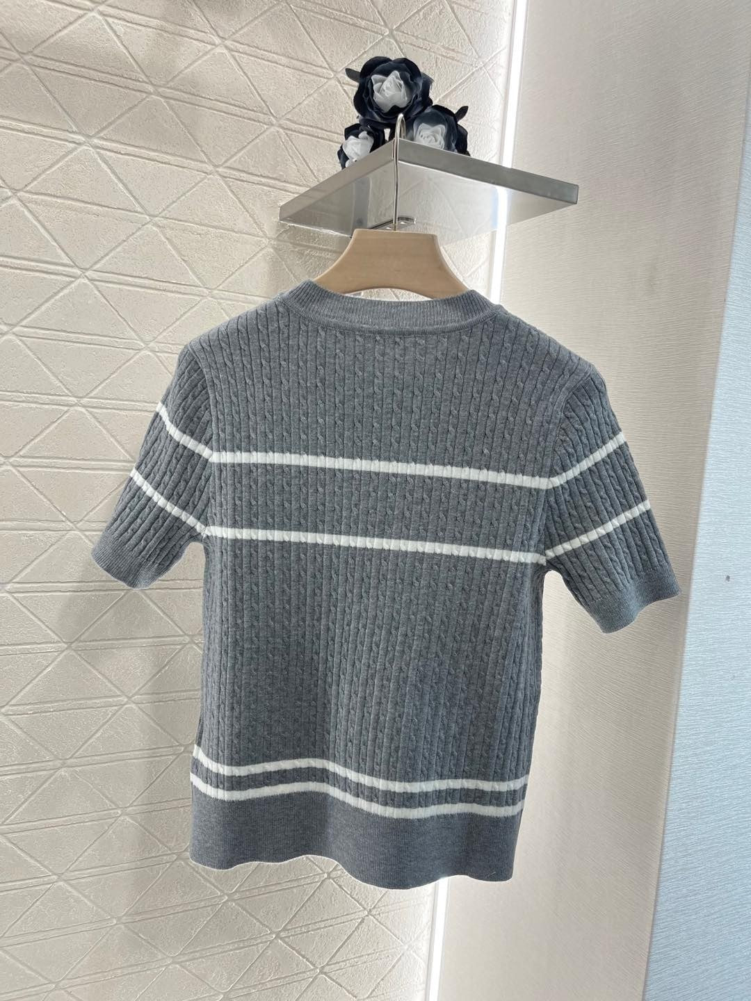 Letter jacquard striped twisted round neck knitted short sleeves