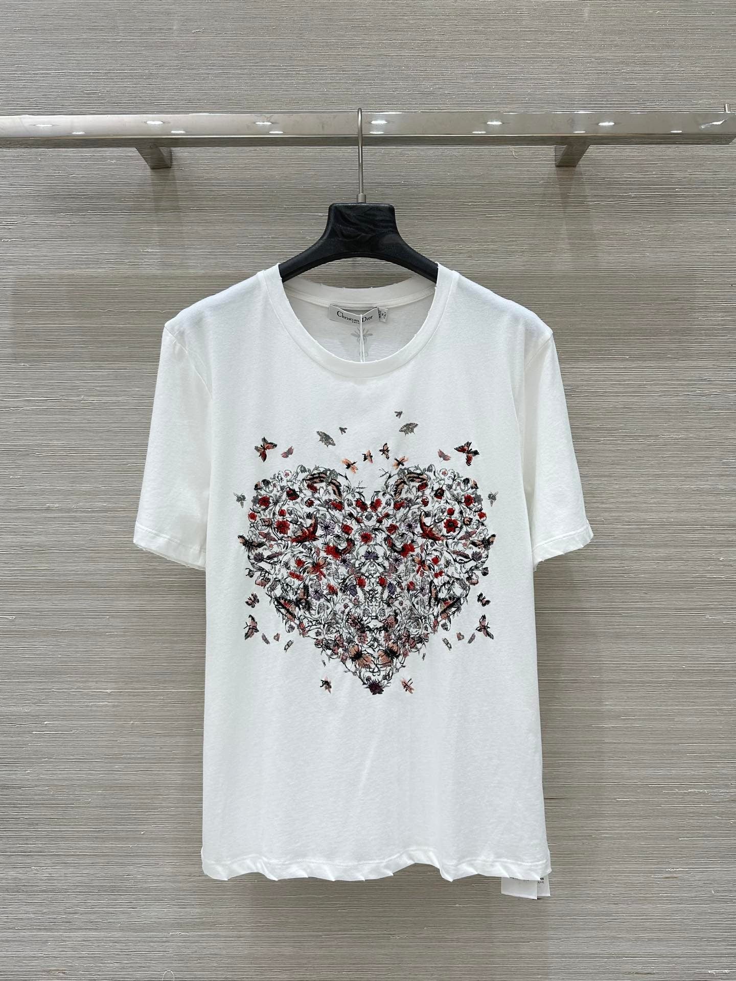 Round neck simple fashion T-shirt