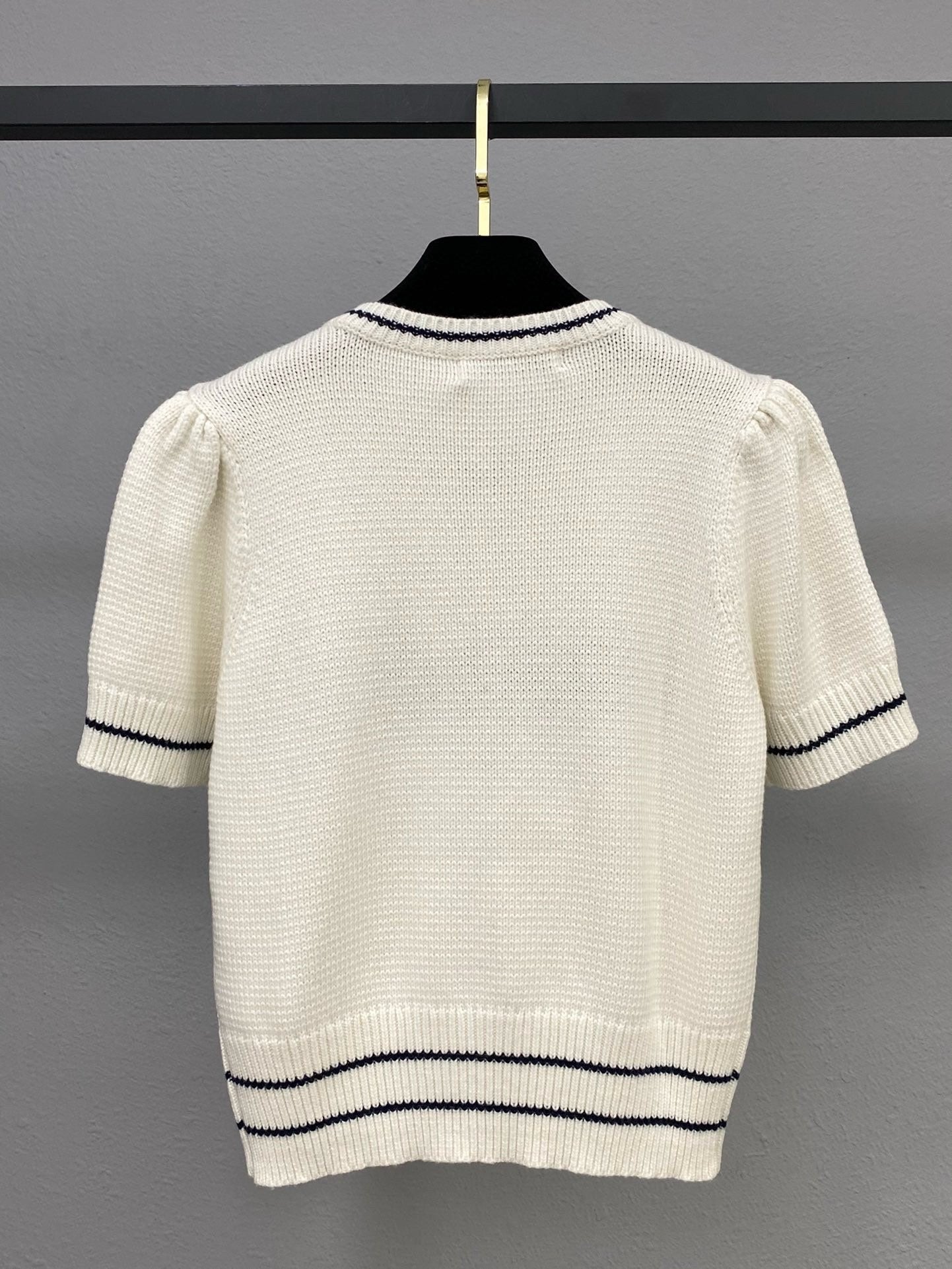 Classic knitted embroidered crew neck T-shirt