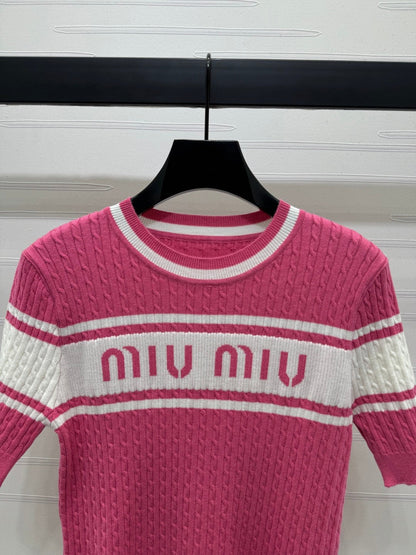 Letter jacquard striped twisted round neck knitted short sleeves