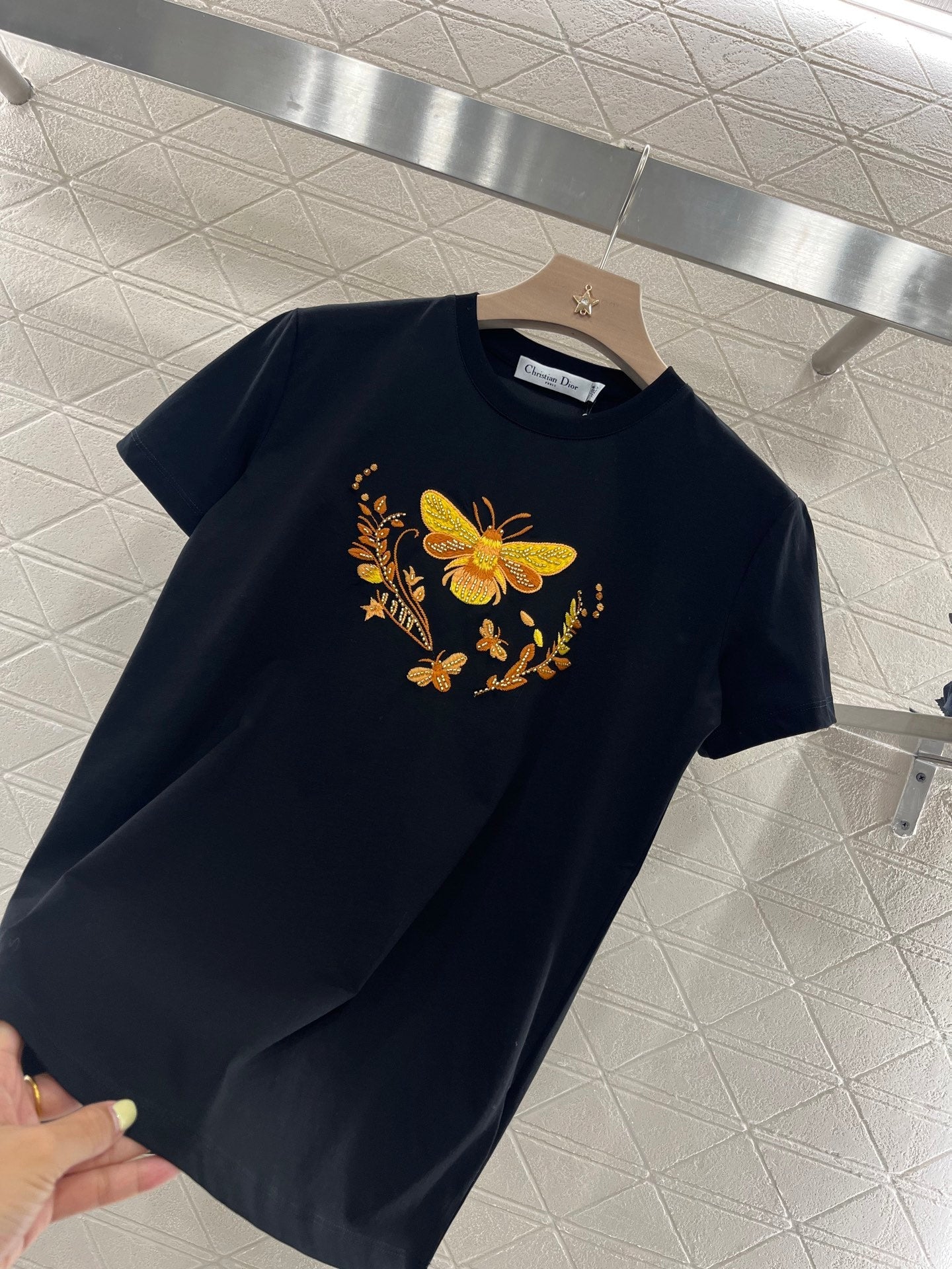 25ss new bee embroidery round neck fashionable T-shirt