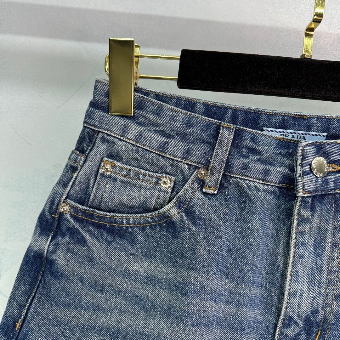 25 years new fashion casual denim shorts