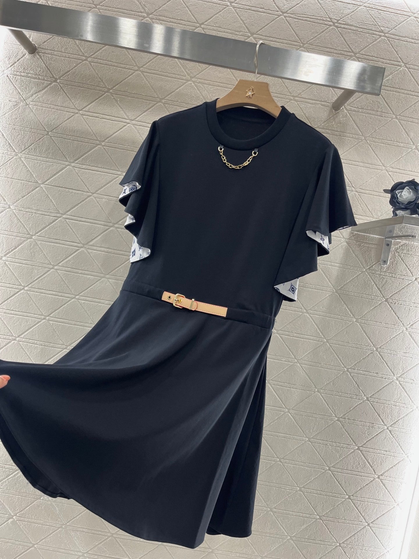 New arrival fashion temperament and luxurious dress