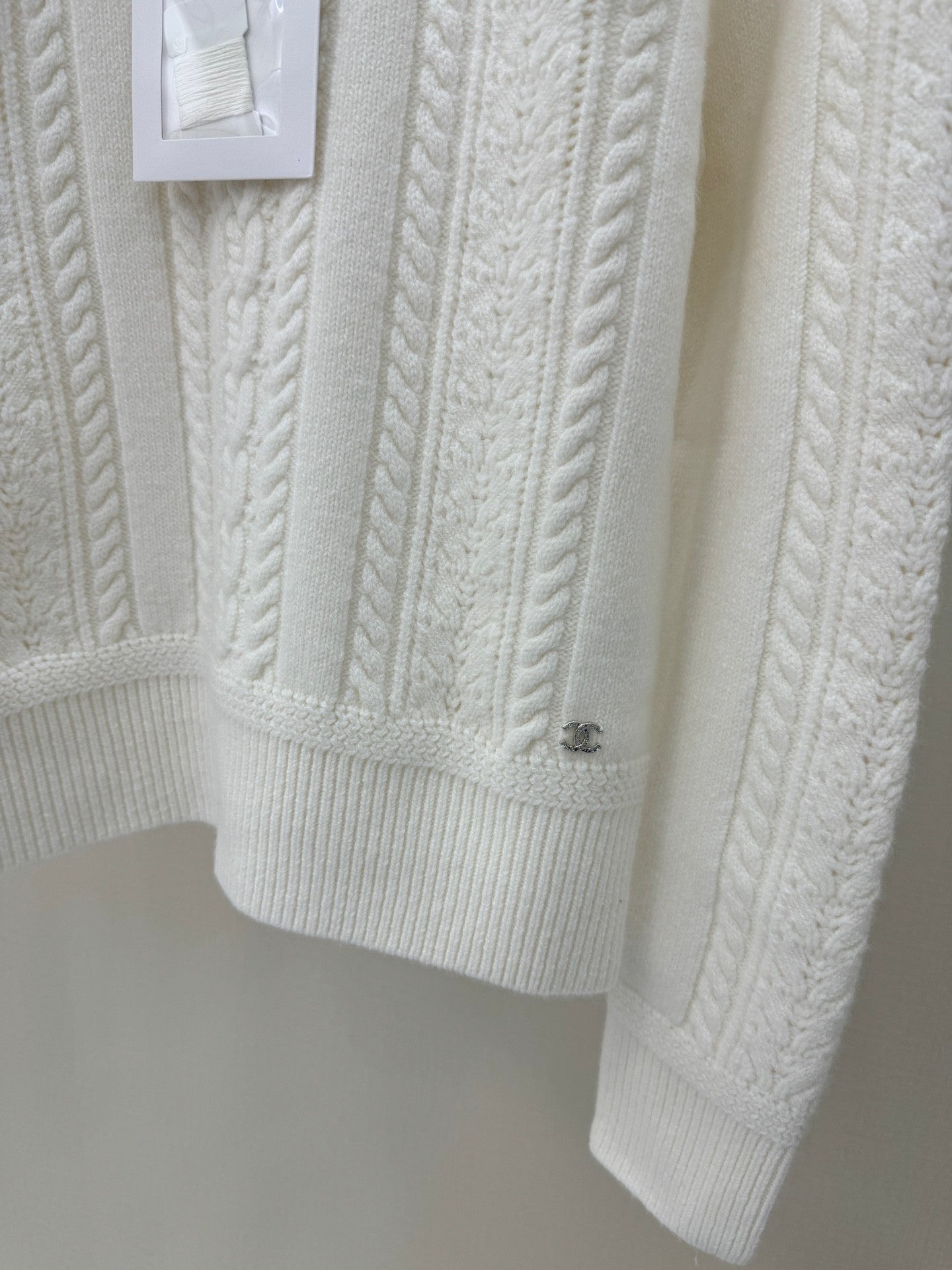 24ss high-end knitted long-sleeved top